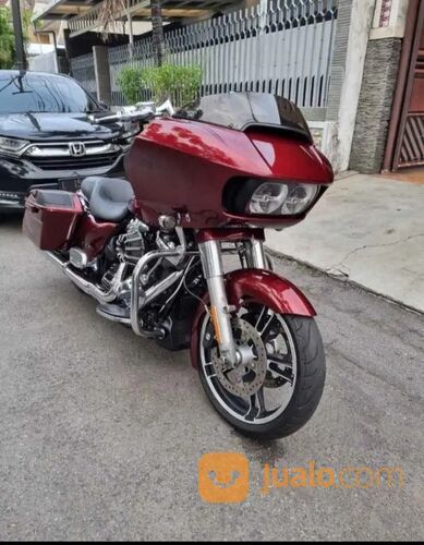 Harley Davidson Road Glide 2017 spesial M8 Vin