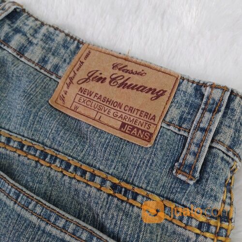 Preloved Celana Jeans Wanita warna hijau - CLN 004