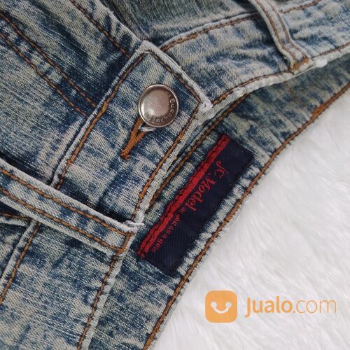 Preloved Celana Jeans Wanita warna hijau - CLN 004