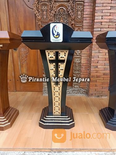 Mimbar podium gereja gpdi