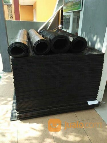 Karpet Sapi ( Untuk Dikandang Agar Tidak Licin )