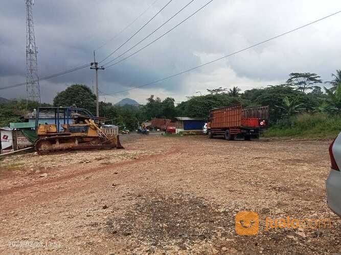 Tanah urugan merah super