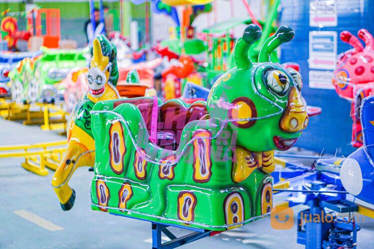 komedi putar motif hewan // odong odong bahan fiber