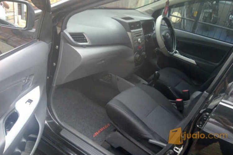 Toyota Avanza Veloz 1,5 th.2011 akhir Manual Warna Hitam