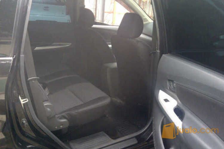Toyota Avanza Veloz 1,5 th.2011 akhir Manual Warna Hitam