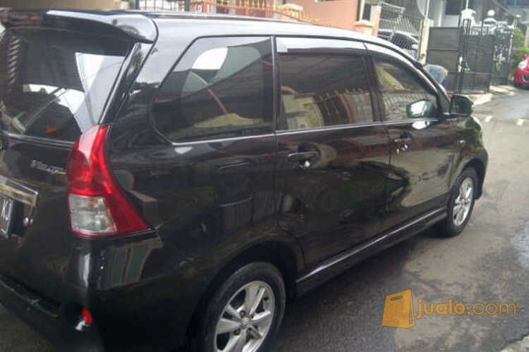 Toyota Avanza Veloz 1,5 th.2011 akhir Manual Warna Hitam