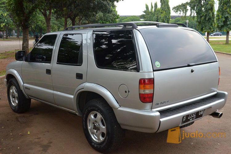 Opel Blazer Sport tahun 2002