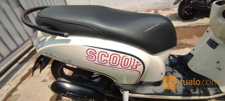 For S4le F4st Honda Scoopy FI Cream Tahun 2014