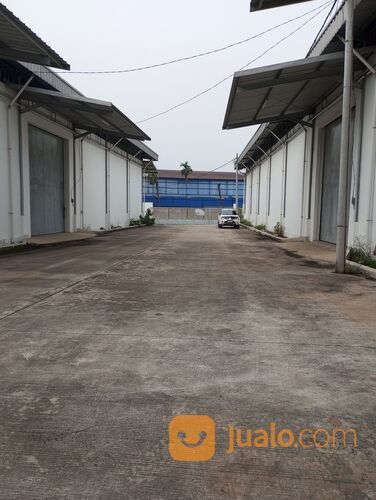 Sewa Gudang / Workshop Siap Pakai, Lokasi Strategis di Legok Tangerang, Luas 1410 m²