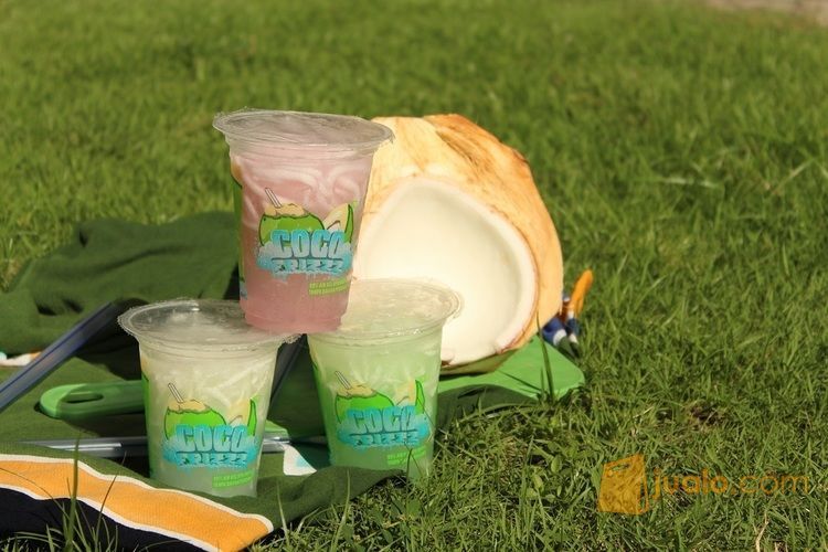 Es Kelapa Muda (Degan) Murni Dalam Kemasan Praktis