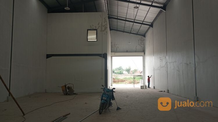 Gudang Blessindo Industri Estate, Kawasan Pergudangan, Lokasi Legok Tangerang, Tipe 12 x 43 m²