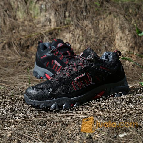 Sepatu Gunung/Hiking SNTA 430 Black