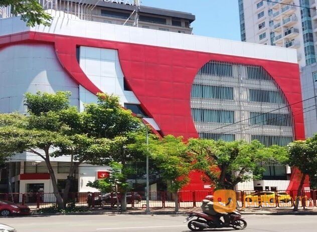 Gedung Kantor Jalan Raya Pemuda Depan Delta Plaza Kayoon MEGAH 7Lantai Dkt Tunjungan