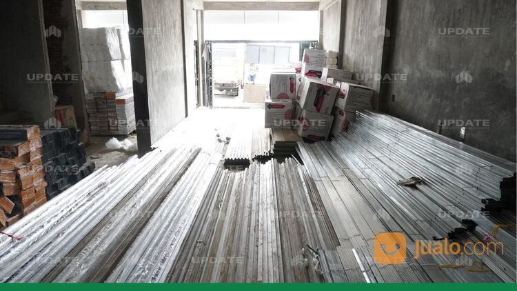 KOMPLEK BRAYAN PRIMA GANDENG 3 LANTAI JL KL YOS SUDARSO MEDAN MURAH DAN AMAN