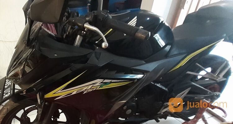 HONDA CBR 150 R TAHUN 2016