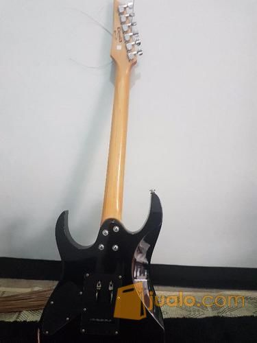 Gitar Listrik IBANEZ GIO HITAM