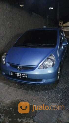 Mobil Sedan Jazz 2004 Matic