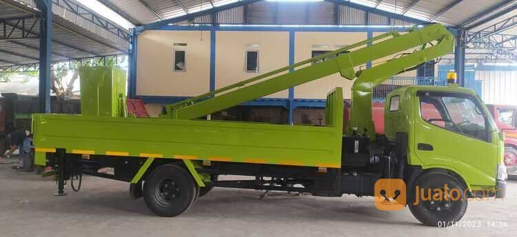 Hino Dutro Skylift Telescopic
