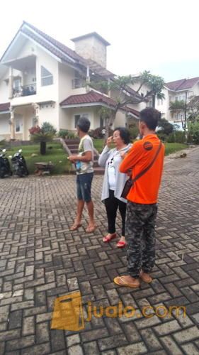 Villa Yess Batu Malang
