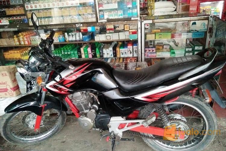 MOTOR TIGER 2004 KONDISI BAGUS BGT PAJAK SURAT2 LENGKAP