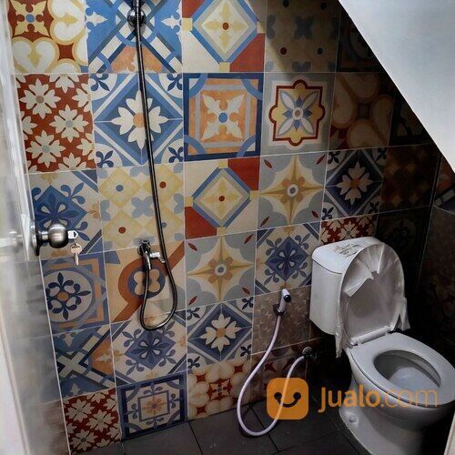 Rumah 2 Lantai di Dalam Cluster Dekat Sekolahan Akses Stasiun dan Tol