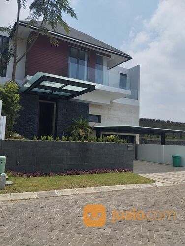 Rumah Mewah Tipe Peacock Dalam Kawasan Nilaya Batu