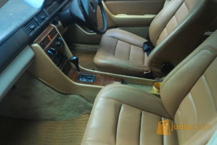 Mercy E200 86 MATIC built up 86.German Taxy cuma 1 di Indonesia