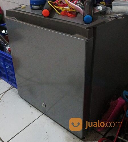 Kulkas Mini Hisense 180