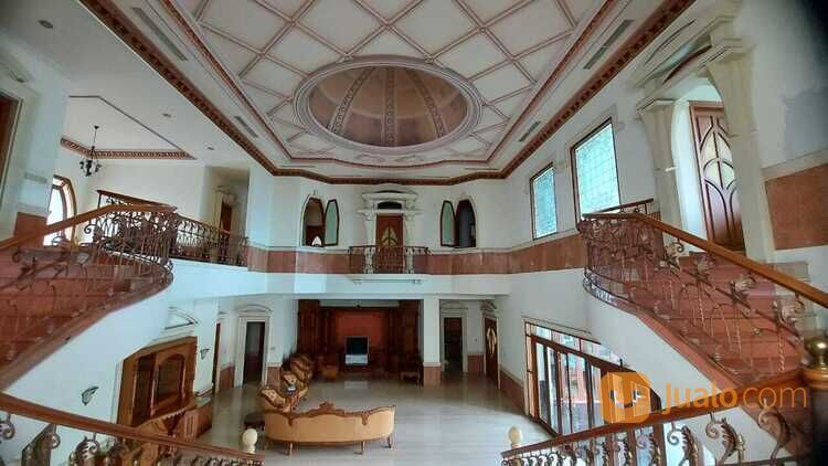 Rumah Graha Family - Golf View + Kolam Renang