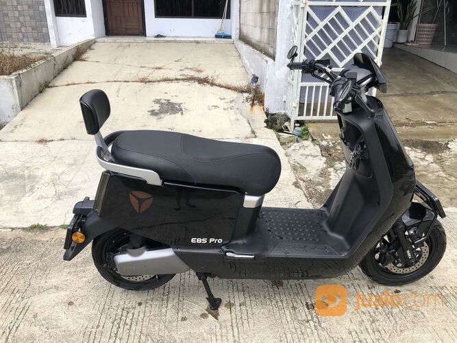 Motor Listrik Yadea E8s pro