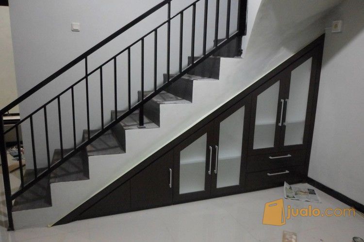 Almari bawah Tangga - understair storage - Semarang