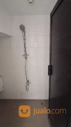 Rumah SIAP HUNI 2 Lantai Lokasi Dekat Pasar Pucung Cilodong Depok