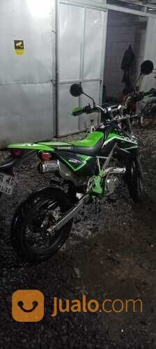 Motor Trail Kawasaki 2014 Mulus
