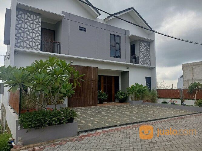 Rumah 2 lantai harga 1 lantai di BOTANICAL VIEW RESIDENCE
