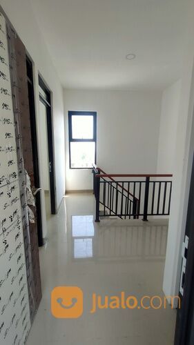 Rumah 2 lantai harga 1 lantai di BOTANICAL VIEW RESIDENCE