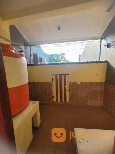 Rumah 2 lantai dikontrakan Siap Huni Wilayah Pisangan Baru Matraman Jakarta Timur