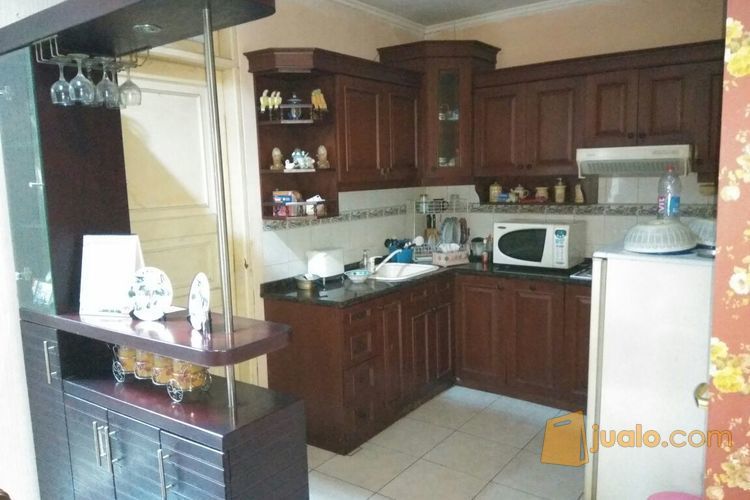 Rumah Full Wallpaper Legenda Wisata Cibubur