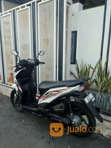 Motor Bekas HONDA BEAT FI 2013 SURAT LENGKAP PAJAK FULL PANJANG