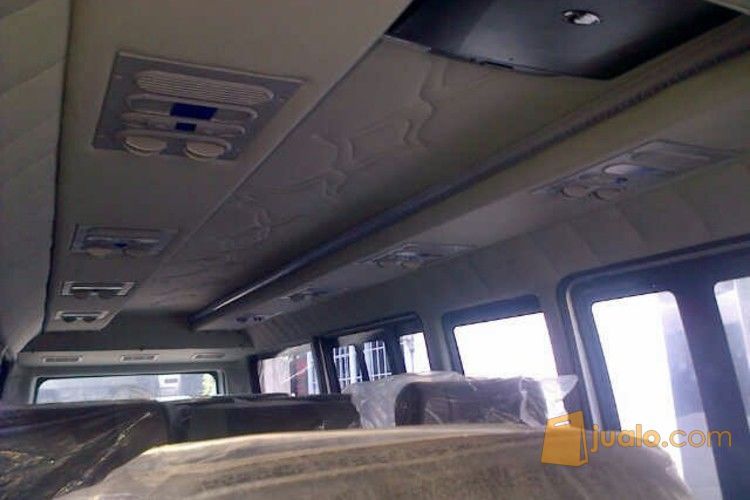 Isuzu Elf Microbus 20 Seat Long