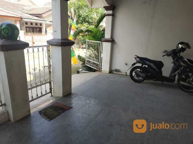 Strategis Rumah di Taman Narogong Indah Bekasi