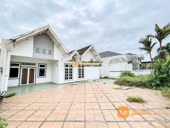 Rumah Siap Huni di Komplek Citra Wisata Jalan Karya Wisata - Medan