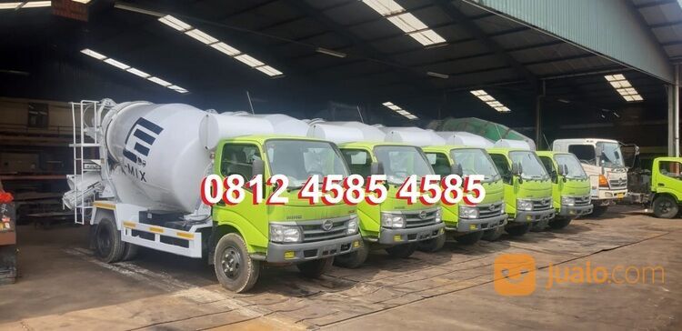 Harga Hino Dutro 136 HDX Truk Mini Mixer Molen 3 Kubik Truk Cor Beton 3 Kubik Concrete Mixer Truck