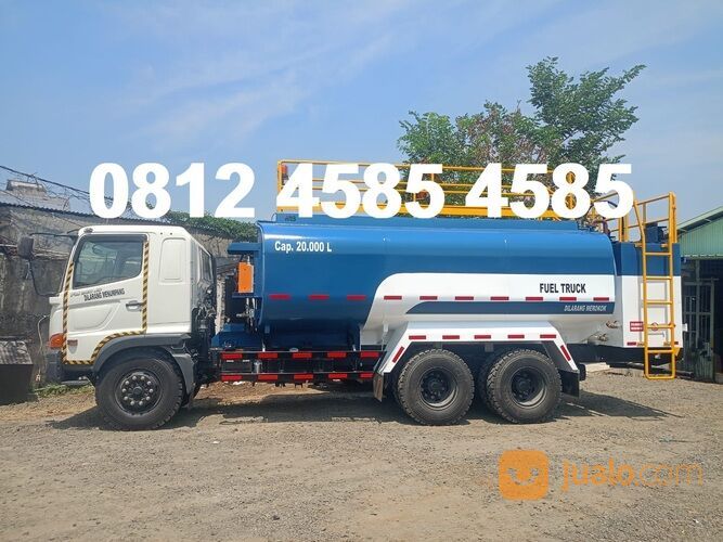 Fuel Truck Hino 500 Ranger Kapasitas Tangki 20.000 Liter Fuel Tanker Truck Truk Tangki BBM 20 KL