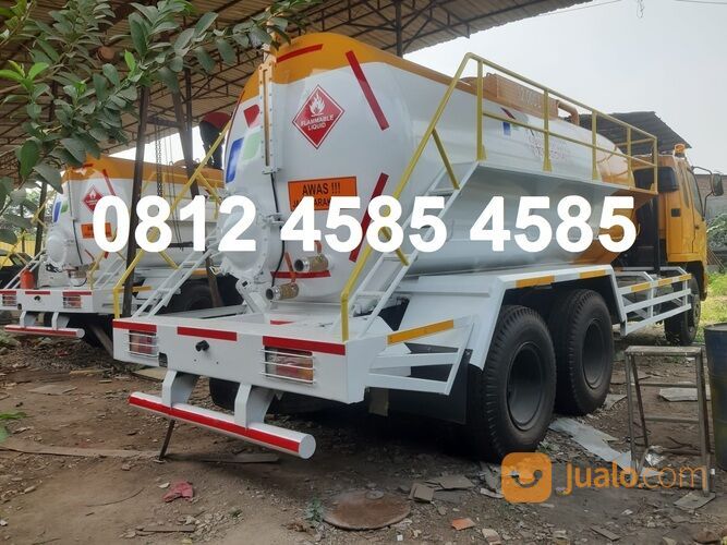 Harga Tangki Truck Vacuum Truck Truk Penyedot Kotoran Limbah Minyak Lumpur 10000 Liter 10 KL