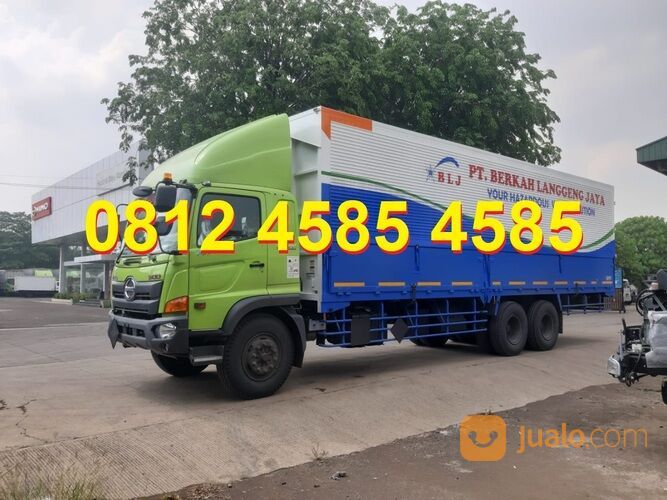 Harga Truk Lohan Ranger Hino 500 Tronton 10 Roda 6x2 Truk Wingbox Hidrolik Truk Wing Box Quick Roof
