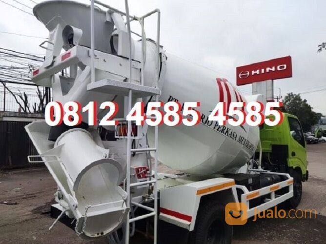 Karoseri Gentong Truk Mixer 3 Kubik Mobil Cor Molen 3 Kubik Concrete Mixer Truck 3 Kubik