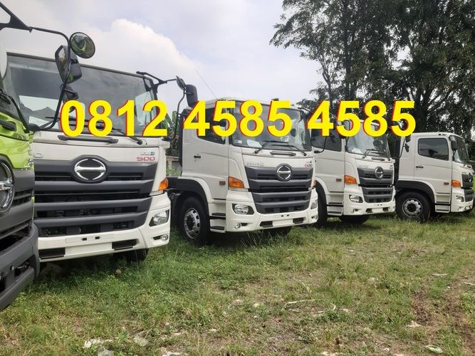 Tractor Head Trailer Tronton Hino 500 FM 340 TH Prime Mover Truck Lowbed Trailer Wingbox Bigmama