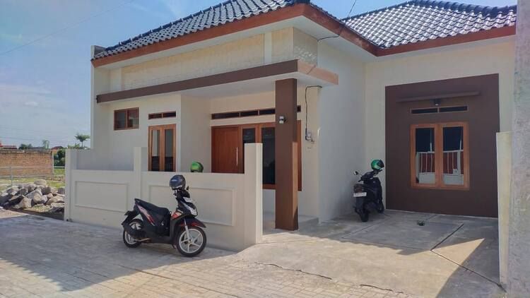 LT 99 meter. Perumahan mewah lokasi strategis Selatan Tugu Lilin Solo