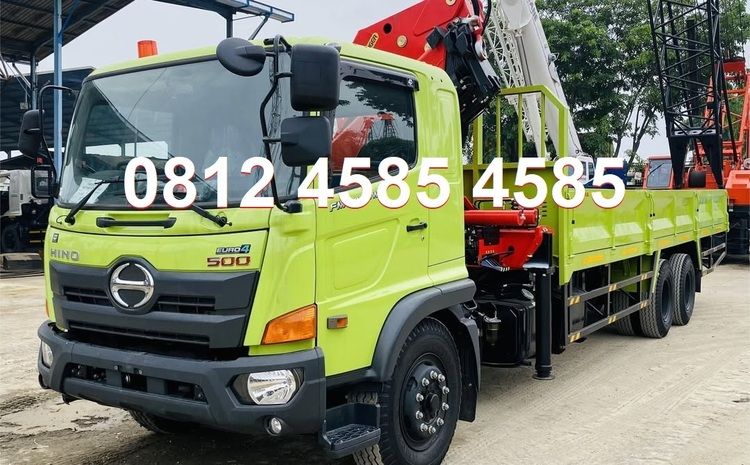 Hino 500 Truck Crane TADANO SANY XCMG 10 Ton Telescopic Truck Mounted Mobile Crane Foco Boom Truck