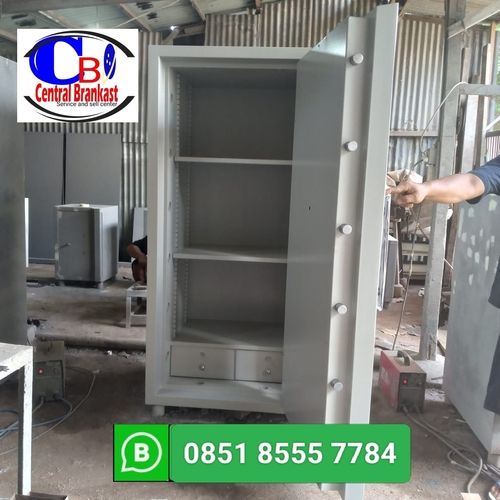 Service Brankas Kota Madiun 085185557784